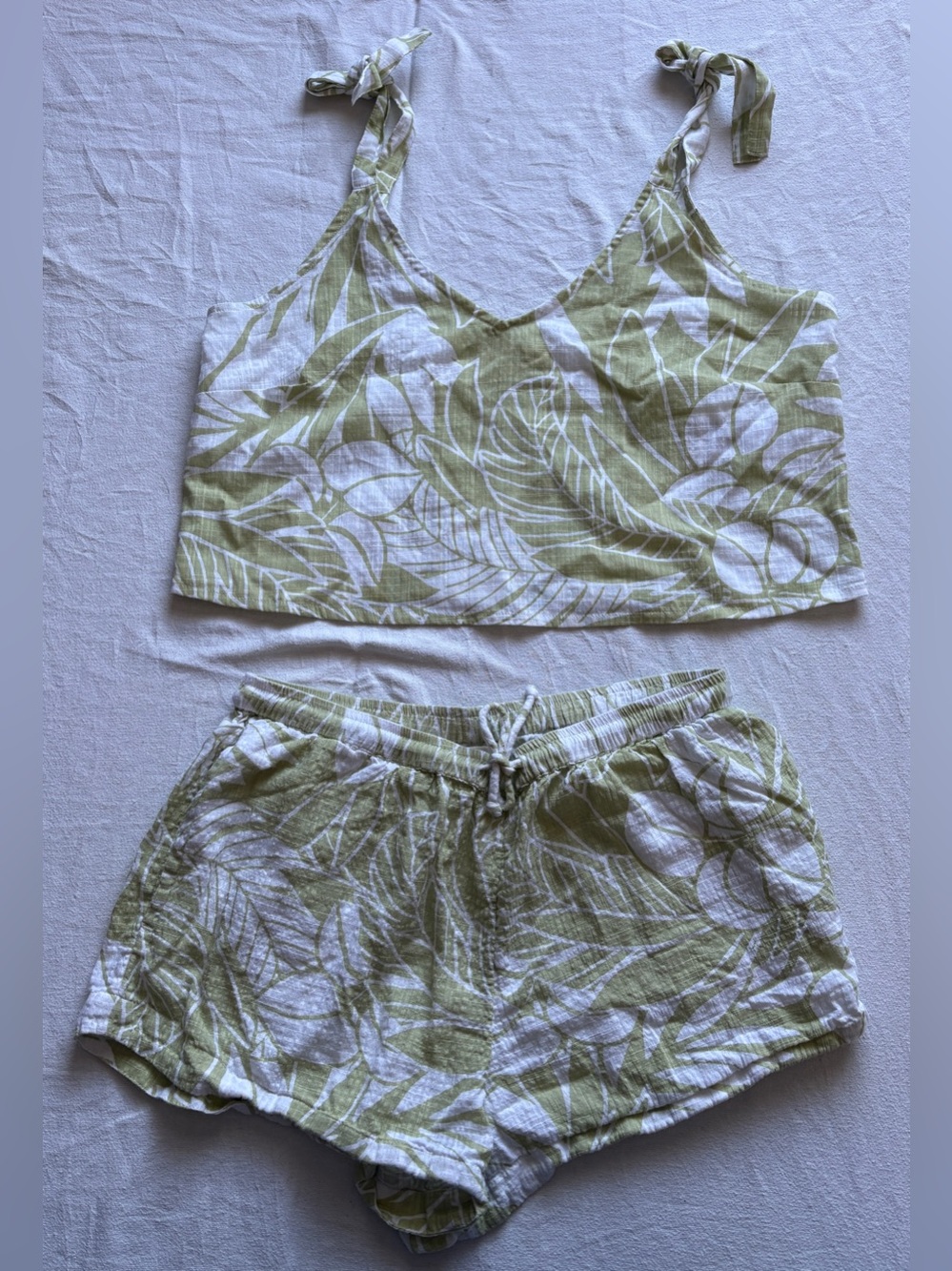 Rip Curl White and Light Green Casual Beach set Sz M